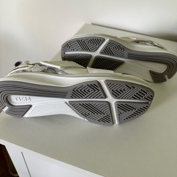 TIEM Laura - Ivory Snake (Size 6.5) - Picture 2 of 3